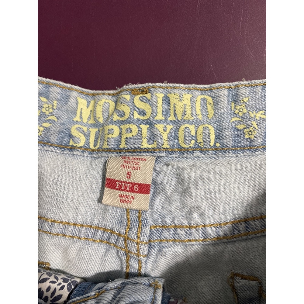 Distressed shorts bundle - Picture 4 of 6